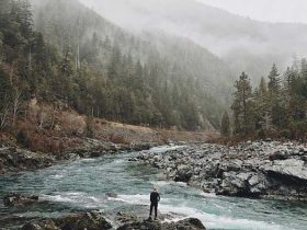 How to get the holiday work permit in Australia?