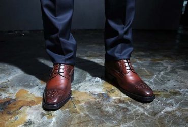 Grow your height naturally with Elevator Shoes