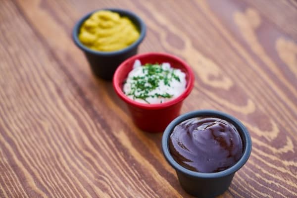 MAKE DELICIOUS SAUCES AND DIPS