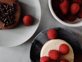 Get Premium Cakes At Your Doorsteps by Ordering Them Online