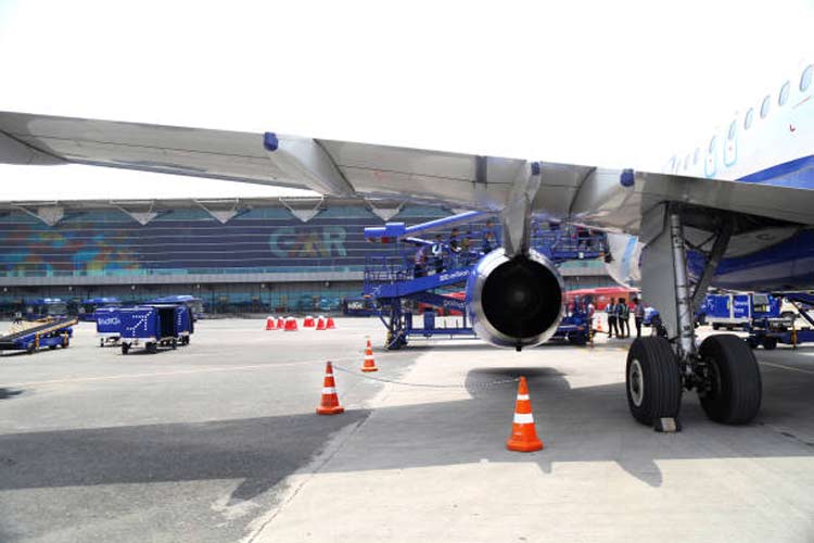 What is the best way to book domestic flights in India?