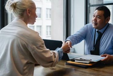 5 Advantages of Using A Professional Resume Agency