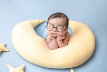 How to Find Affordable Clothes for A Newborn Baby