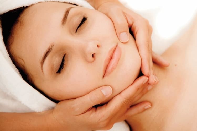 Top Fashion And Treatments arrive by Beauty Salons