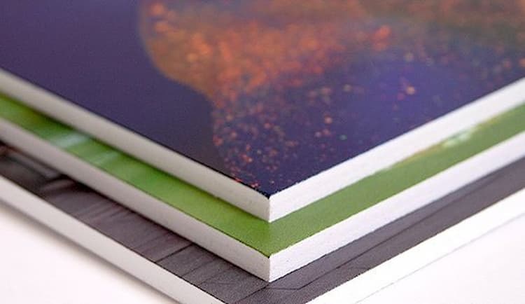 Modular Hoarding Board- An Easy Way To Set Up And Adaptable For Viewers