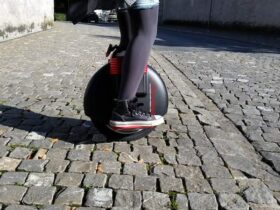 Do Electric Unicycles Have Brakes?