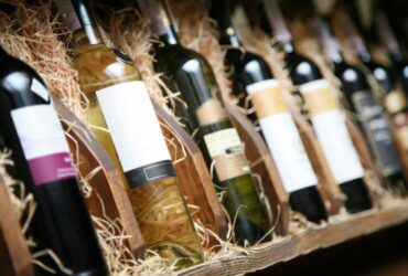 What Kind of Wine Is Belle Glos Pinot Noir and Dumol Pinot Noir?