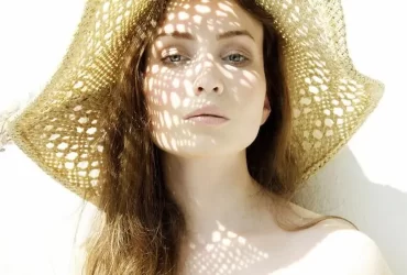 How to Get Naturally Glowing Skin in Summer
