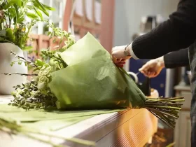 Know the Amazing Benefits of Keeping Flowers at Home