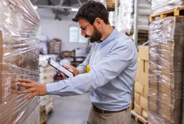 10 Essential Questions to Ask Packers and Movers Before Hiring Them