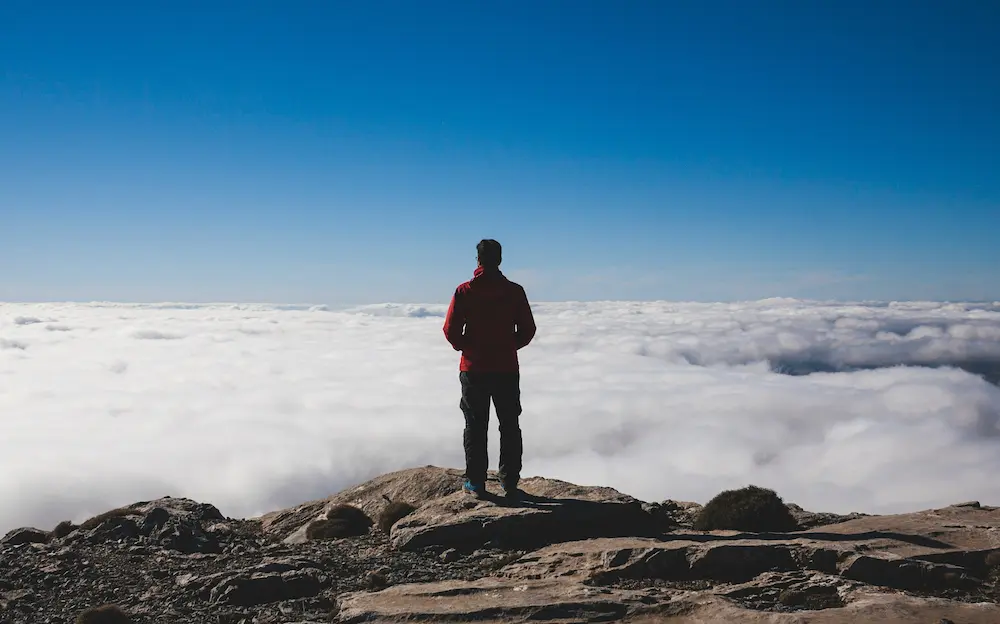 The Best Outfits for The Mountains in The Summer