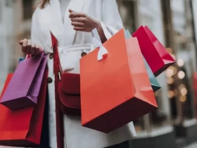 Tote-tally Trendy Acquire the Art of Tote Bag Styling with 7 Chic Outfit Ideas