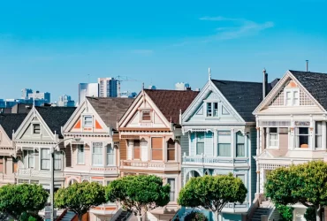 How to Incorporate Classic Design Elements Into Your Home's Facade