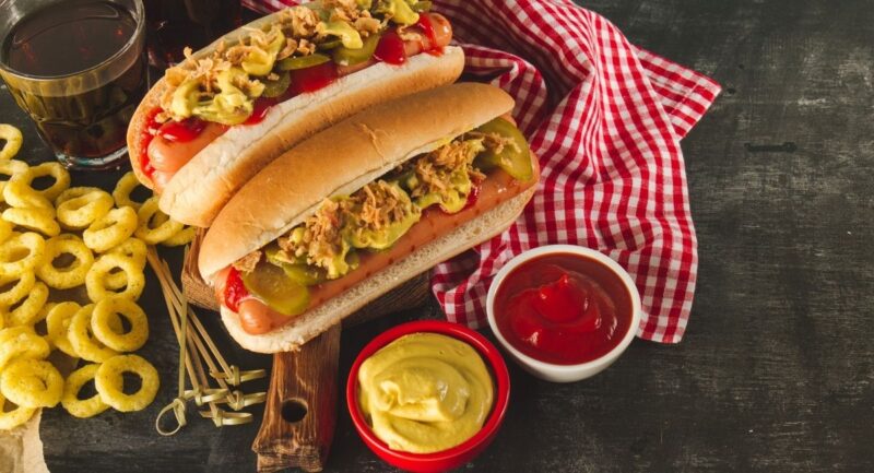 Homemade Coney Island hot dog sauce, smooth & flavorful